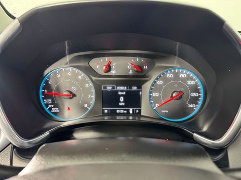 Used 2021 Chevrolet Equinox LS w/ LS Convenience Package image 22