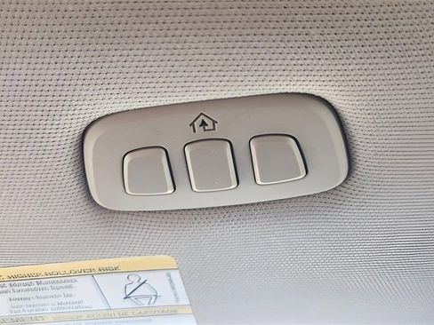 Used 2024 Ford Expedition Limited image 37