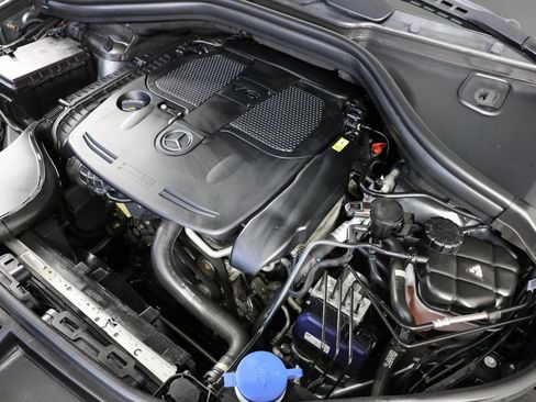 Used 2018 Mercedes-Benz GLE 350 4MATIC w/ Premium 1 Package image 37