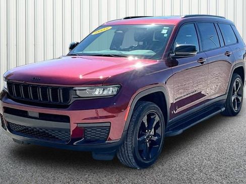 Used 2023 Jeep Grand Cherokee L Laredo AWD/4WD image 2