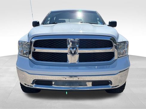 Used 2019 RAM 1500 Classic SLT AWD/4WD image 16