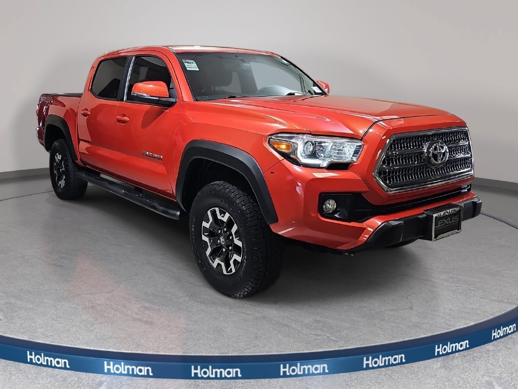Used 2016 Toyota Tacoma TRD Off-Road w/ Towing Package AWD/4WD image 4