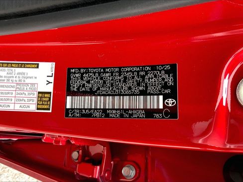 New 2026 Toyota Prius Plug-In Hybrid FWD image 17