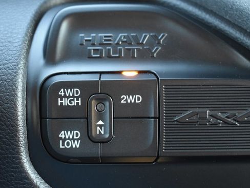 Used 2024 RAM 3500 Tradesman w/ Chrome Appearance Group image 27