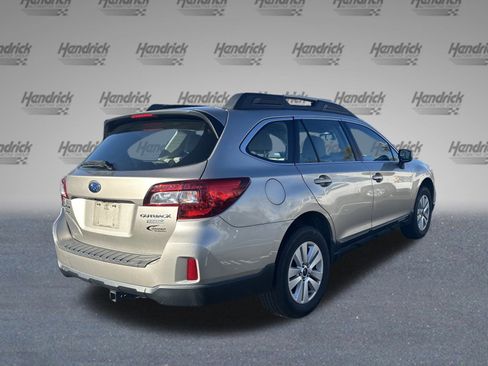 Used 2017 Subaru Outback 2.5i image 7