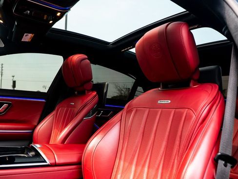 Used 2024 Mercedes-Benz S 63 AMG S image 27