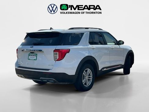 Used 2024 Ford Explorer XLT w/ Equipment Group 202A image 5