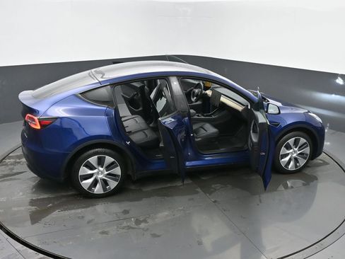 Used 2020 Tesla Model Y Long Range image 61
