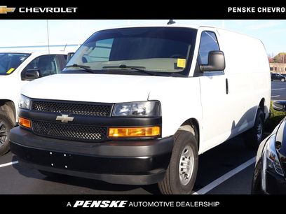 Used 2022 Chevrolet Express 3500 w/ Driver Convenience Package