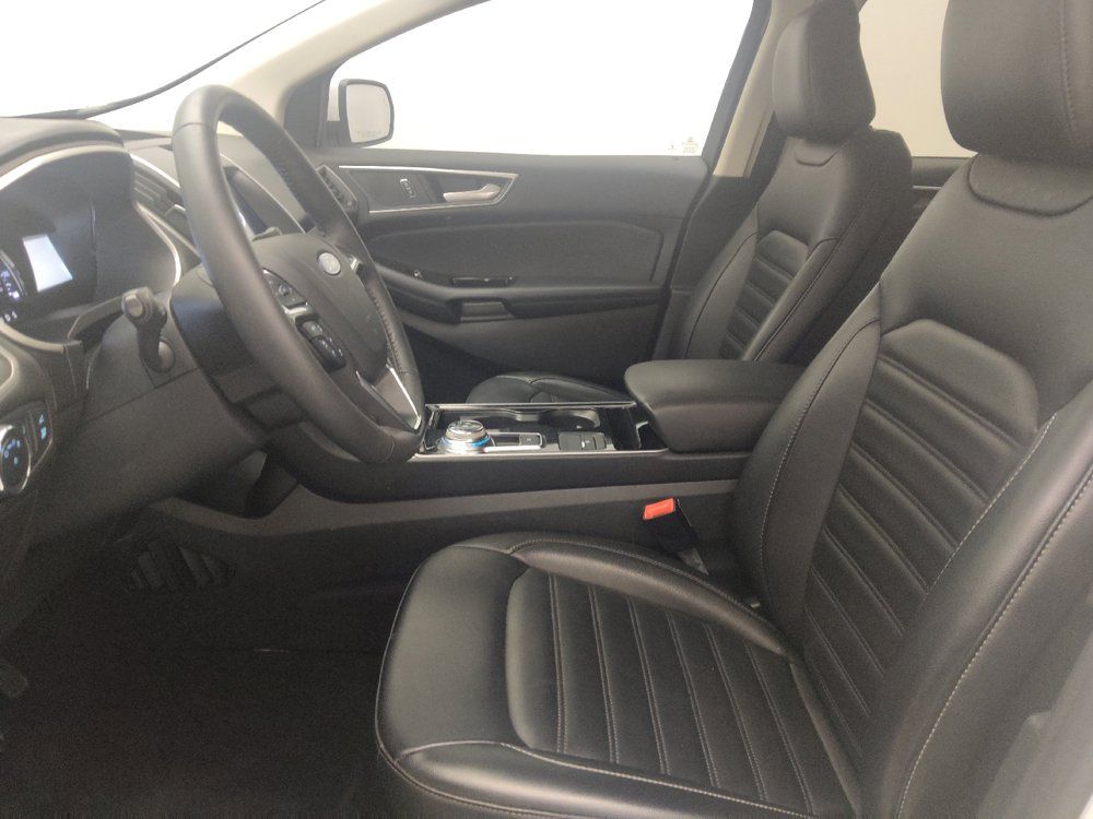 Used 2020 Ford Edge SEL w/ Convenience Package FWD image 17
