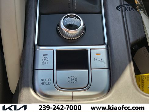 Certified 2025 Kia Telluride S FWD image 30