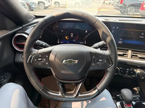 Certified 2024 Chevrolet Trax RS w/ Driver Confidence Package FWD image 25