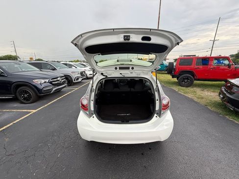 Used 2013 Toyota Prius C Two FWD image 5