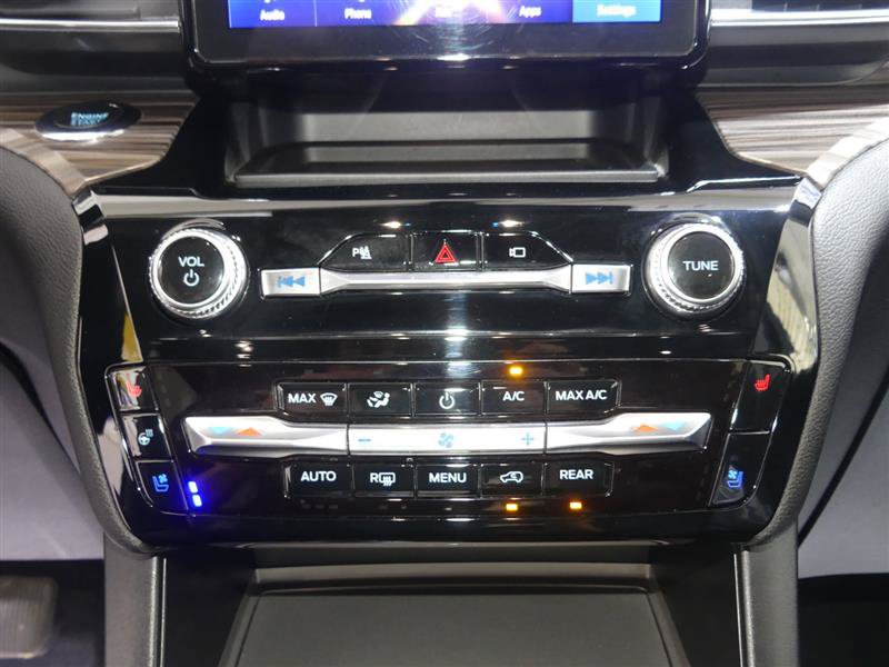 Used 2023 Ford Explorer Limited RWD image 38