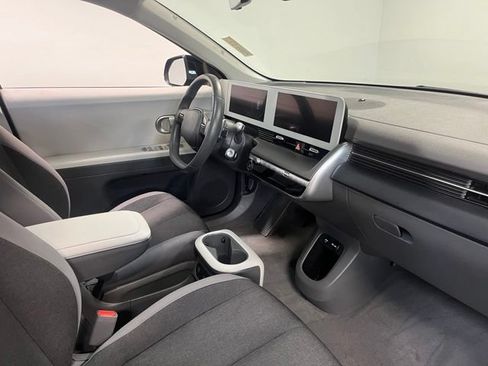 Used 2024 Hyundai Ioniq 5 SEL RWD image 11