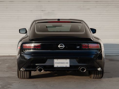 Used 2024 Nissan Z Performance w/ Floor Mat Package image 8