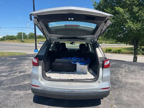 Used 2018 Chevrolet Equinox LS FWD image 10