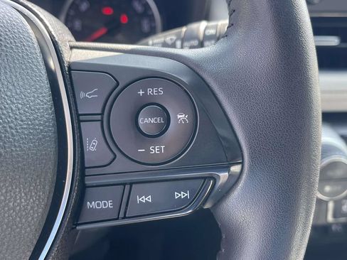 Used 2019 Toyota RAV4 XLE Premium w/ Cold Weather Package FWD image 22