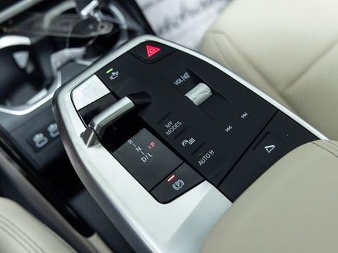 Certified 2025 BMW X1 xDrive28i AWD/4WD image 19
