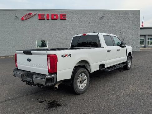 Used 2024 Ford F250 XLT AWD/4WD image 11