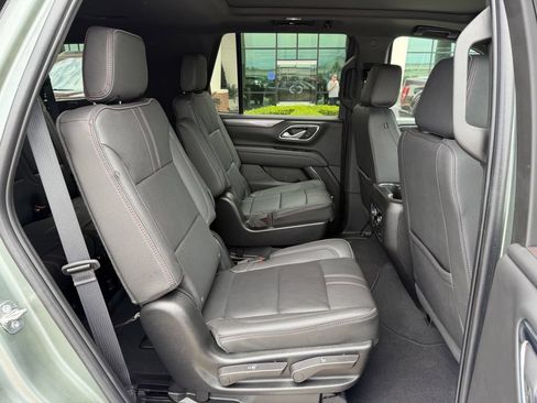 Used 2024 Chevrolet Tahoe RST w/ Luxury Package AWD/4WD image 34