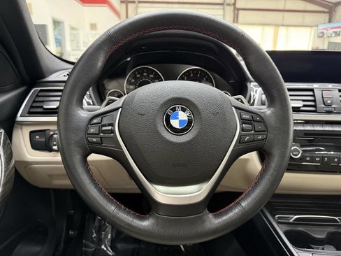 Used 2017 BMW 330i xDrive Wagon AWD/4WD image 22