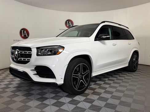 Used 2023 Mercedes-Benz GLS 450 4MATIC image 3