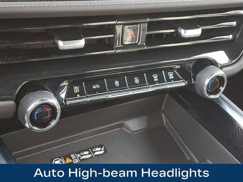 Used 2025 Chevrolet Tahoe Z71 image 20