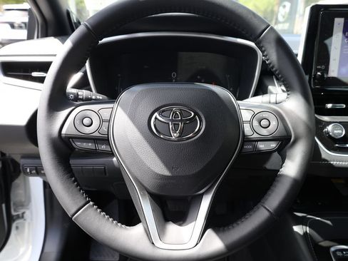 Used 2025 Toyota Corolla XSE FWD image 30