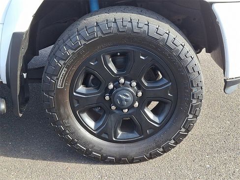 Used 2017 RAM 2500 Laramie w/ Sport Appearance Group image 8