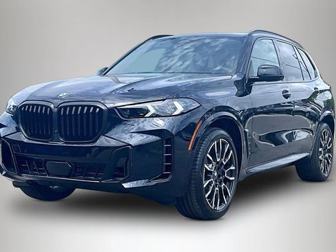New 2026 BMW X5 xDrive40i w/ M Sport Package AWD/4WD image 2