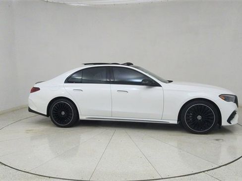 Used 2024 Mercedes-Benz E 450 4MATIC Sedan w/ Airmatic Package image 69