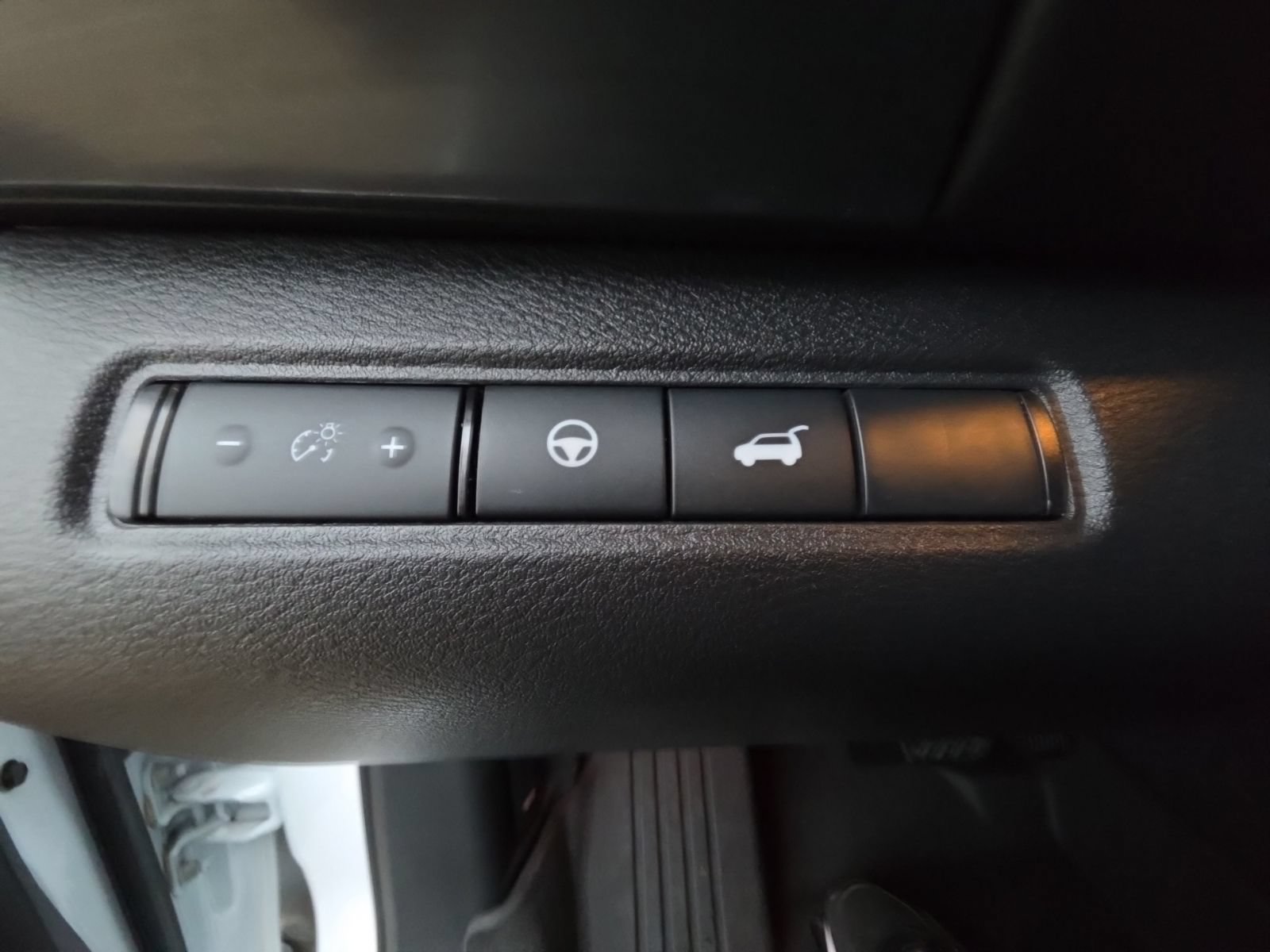 Used 2026 Nissan Pathfinder Rock Creek AWD/4WD image 13