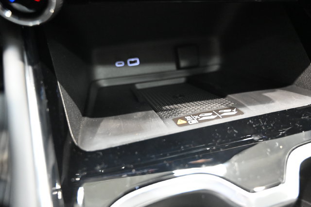 New 2027 Chevrolet Traverse RS w/ LPO, Floor Liner Package AWD/4WD image 21