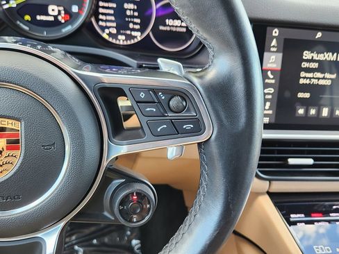 Used 2019 Porsche Cayenne E-Hybrid AWD/4WD image 18