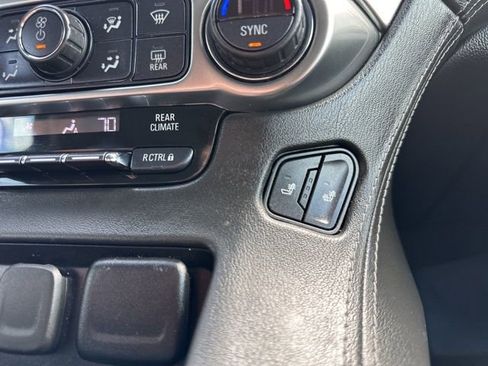 Used 2019 Chevrolet Tahoe LT image 19