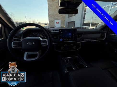 Used 2024 Ford Expedition XLT image 27