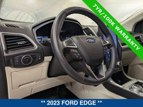Certified 2023 Ford Edge Titanium image 28