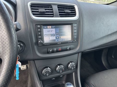 Used 2012 Dodge Avenger R/T FWD image 14