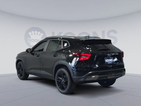 New 2026 Chevrolet Trax ACTIV FWD image 8