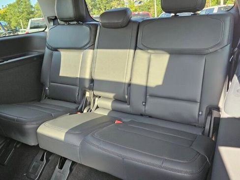 New 2025 Ford Expedition Active image 43