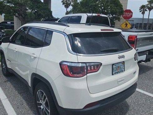 Used 2018 Jeep Compass Latitude w/ Popular Equipment Group FWD image 7