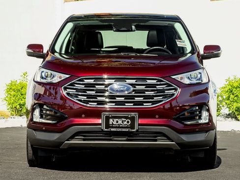 Used 2020 Ford Edge Titanium w/ Class II Trailer Tow Package AWD/4WD image 3
