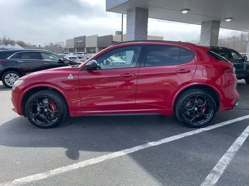 Used 2022 Alfa Romeo Stelvio Quadrifoglio w/ Active Assist Plus Package image 9