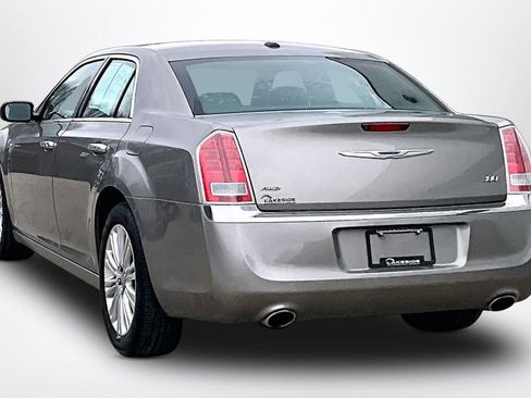Used 2014 Chrysler 300 AWD w/ Driver Convenience Group image 4
