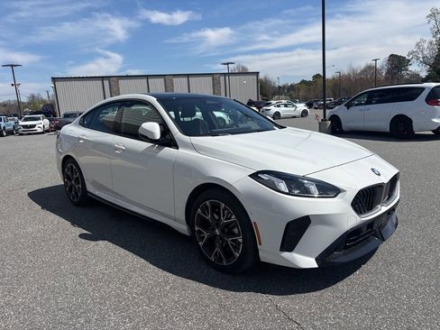 Used 2025 BMW 228i xDrive 228 xDrive Gran Coupe w/ Premium Package image 9