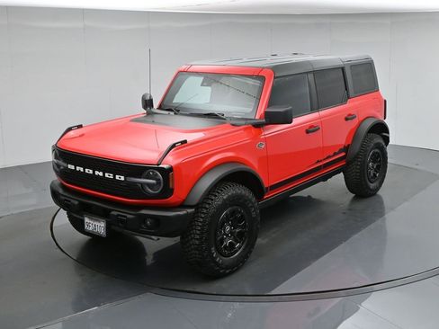 Certified 2023 Ford Bronco Wildtrak AWD/4WD image 39