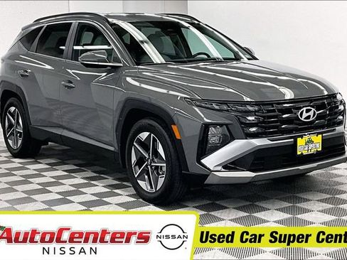 Used 2025 Hyundai Tucson SEL FWD image 1