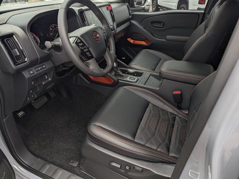 New 2026 Nissan Frontier PRO-4X w/ Pro Premium Package AWD/4WD image 10