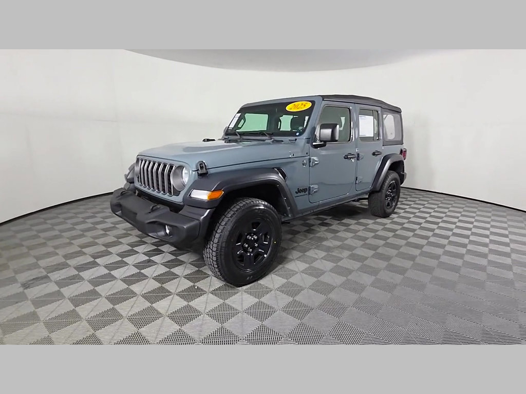 Used 2025 Jeep Wrangler Unlimited Sport AWD/4WD image 48